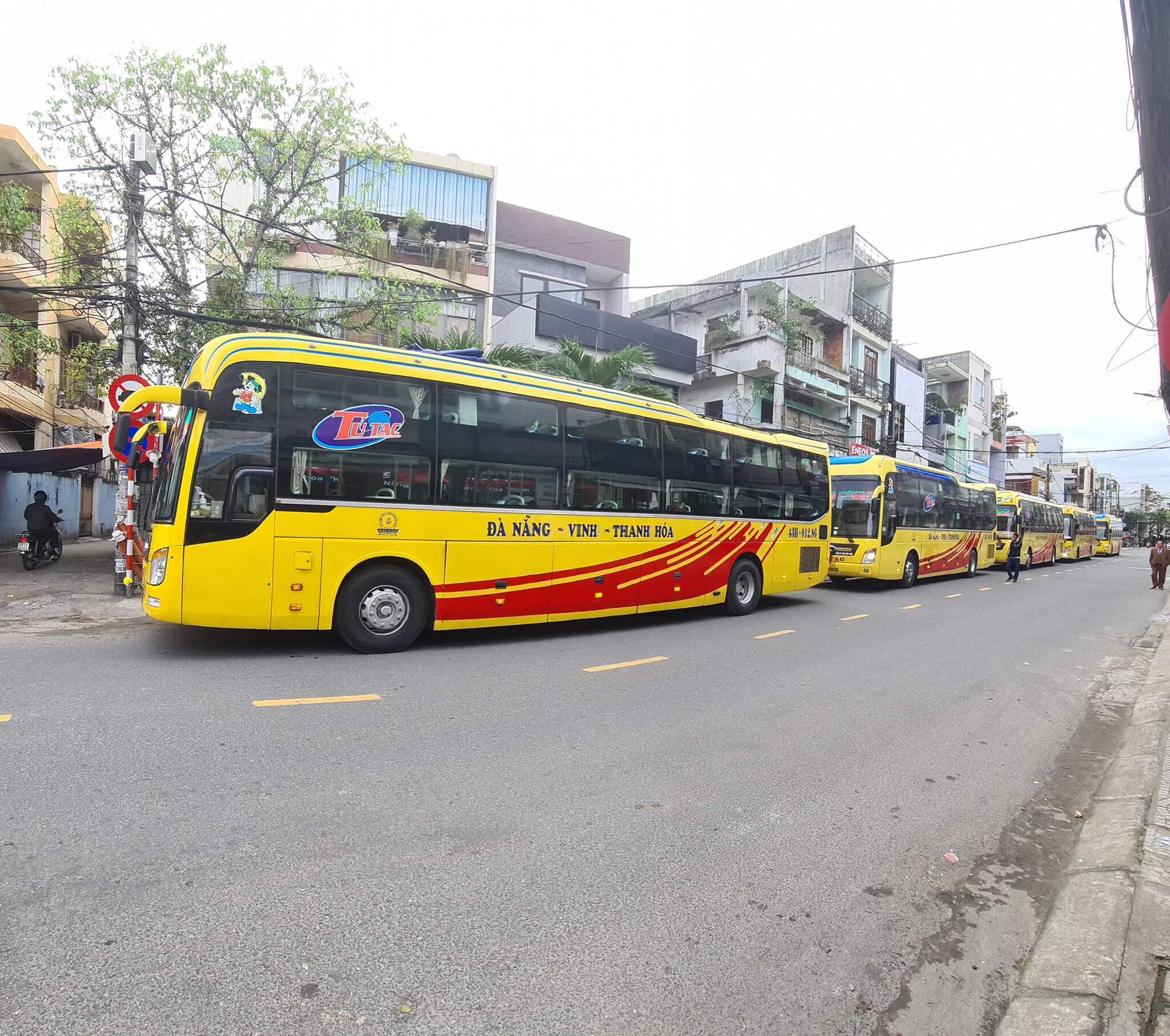 Nhà xe Tú Tạc 