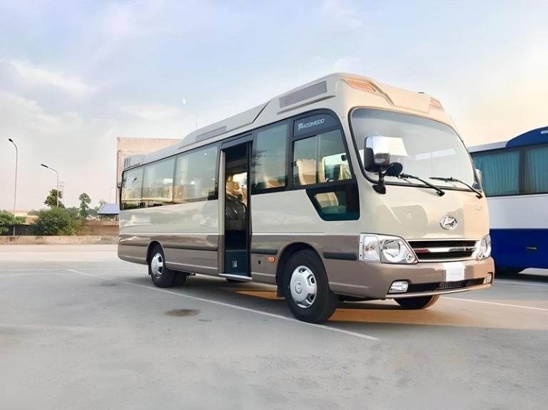 Bến xe Ấm Thượng